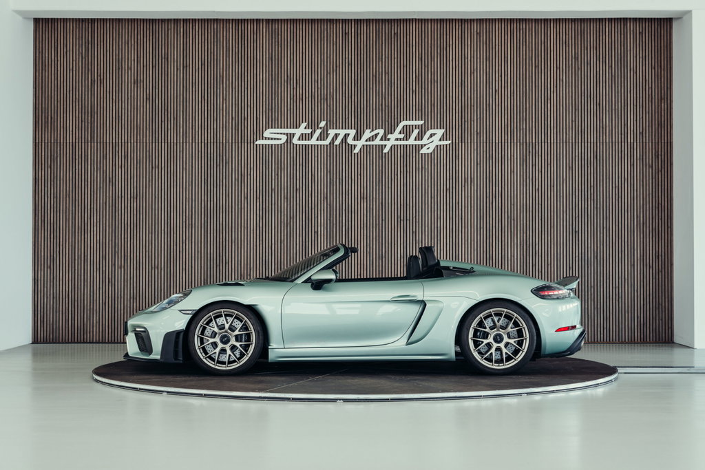 Porsche 718 Spyder RS