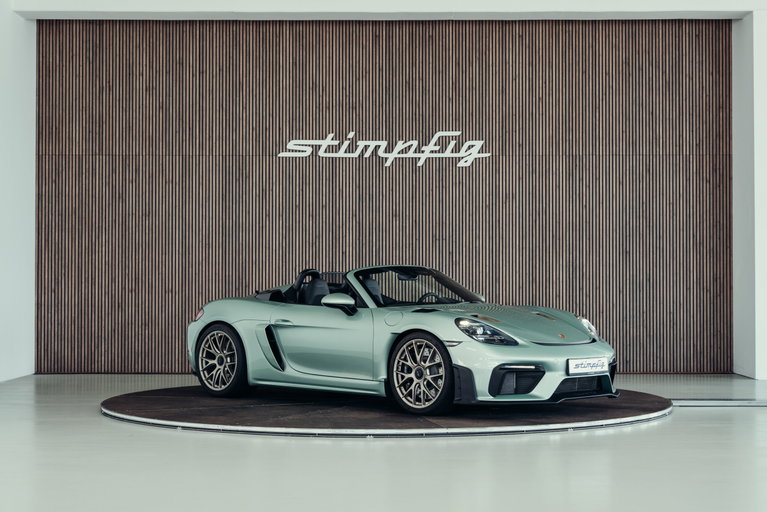 Porsche 718 Spyder RS