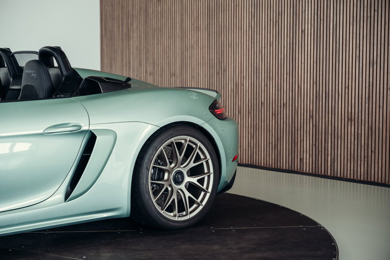 Porsche 718 Spyder RS