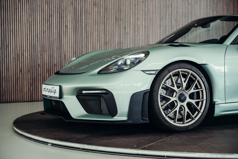 Porsche 718 Spyder RS