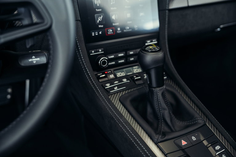 Porsche 718 Spyder RS