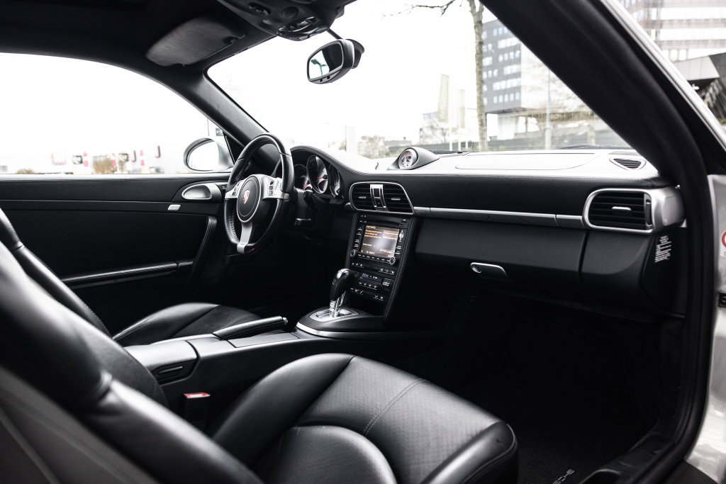 Porsche 997.2 Carrera 4S