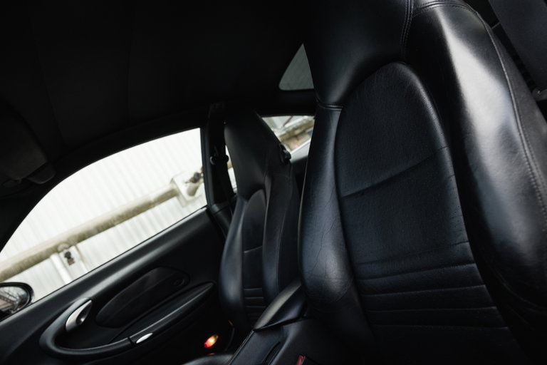 Porsche 996 Carrera 4