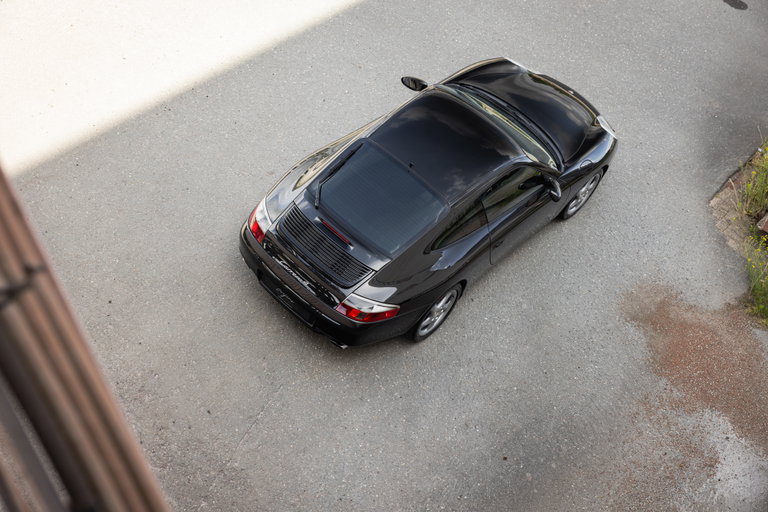 Porsche 996 Carrera 4