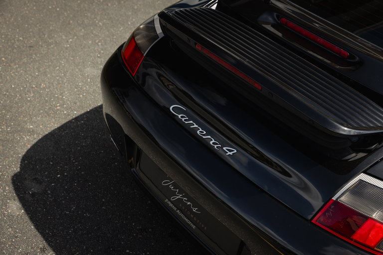 Porsche 996 Carrera 4