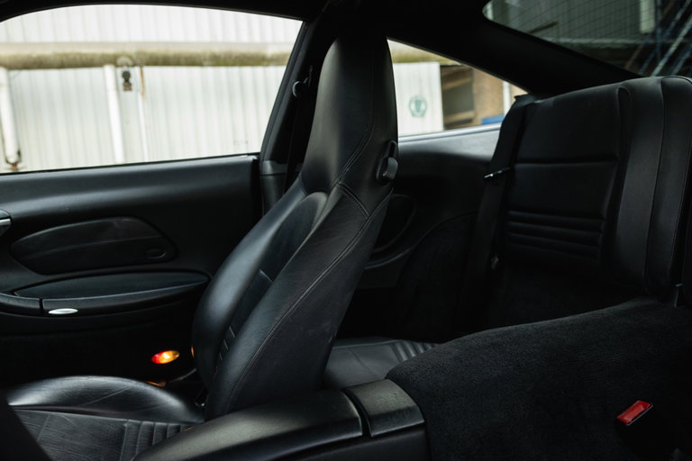 Porsche 996 Carrera 4