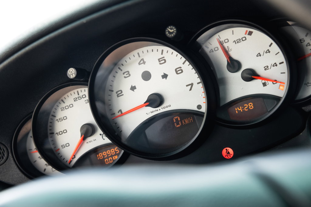 Porsche 996 Carrera 4