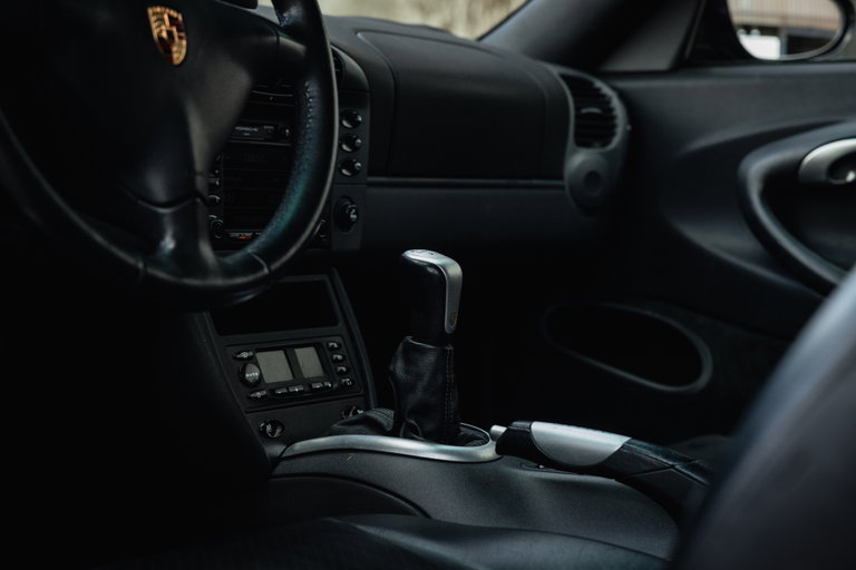 Porsche 996 Carrera 4
