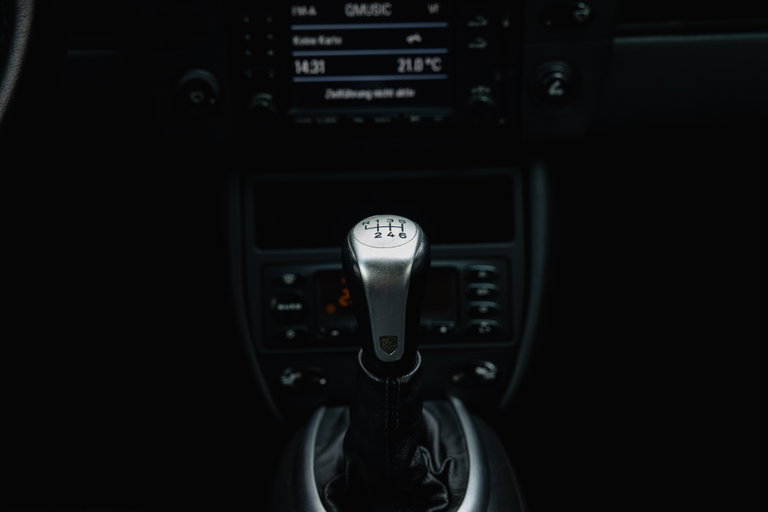 Porsche 996 Carrera 4