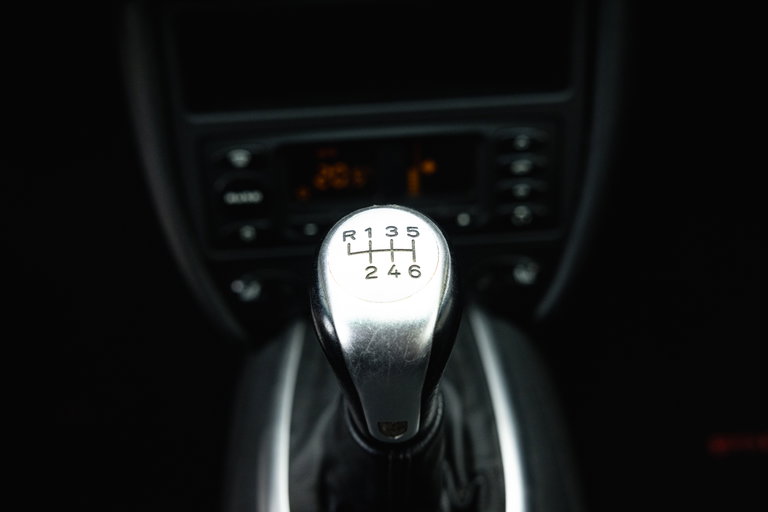 Porsche 996 Carrera 4