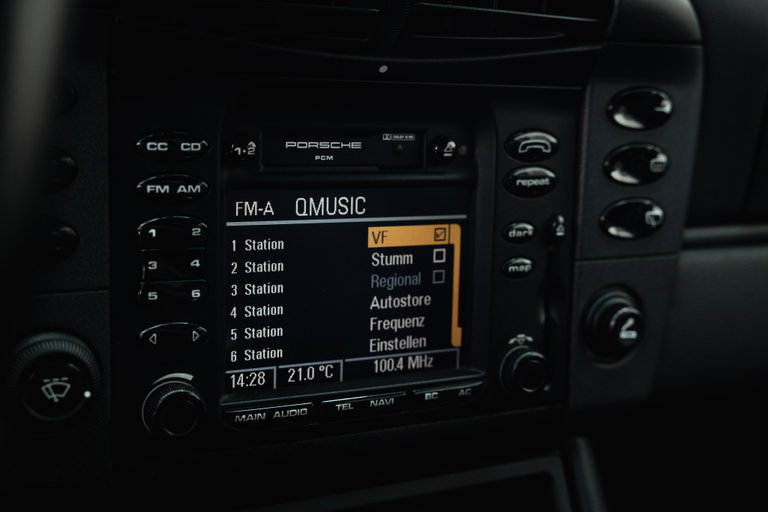 Porsche 996 Carrera 4