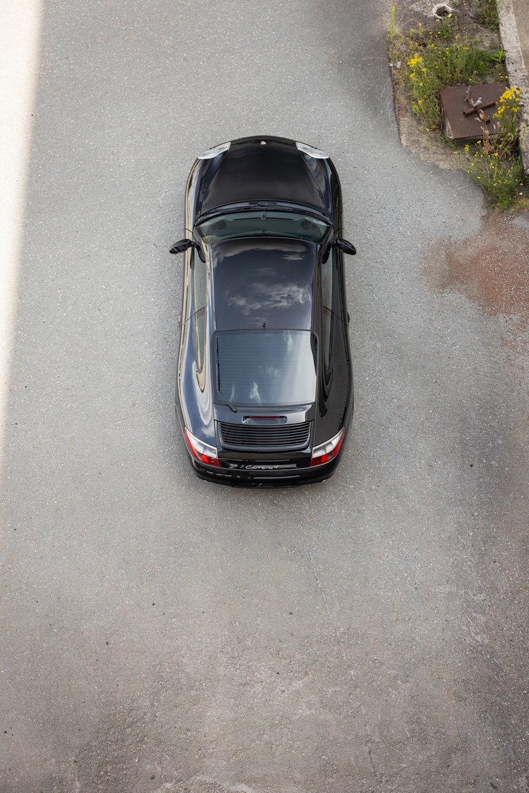 Porsche 996 Carrera 4