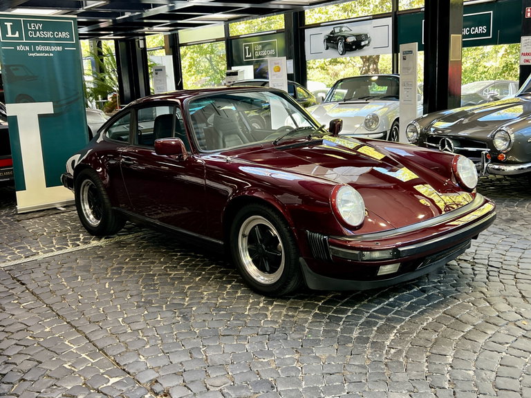 Porsche 911 SC