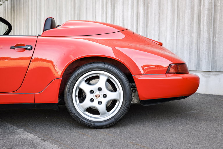 Porsche 964 Carrera 2 Speedster