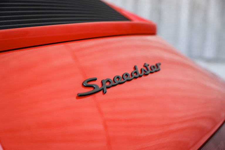 Porsche 964 Carrera 2 Speedster