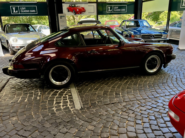 Porsche 911 SC