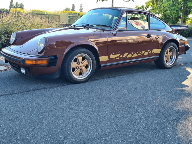 Porsche 911 Carrera (US)
