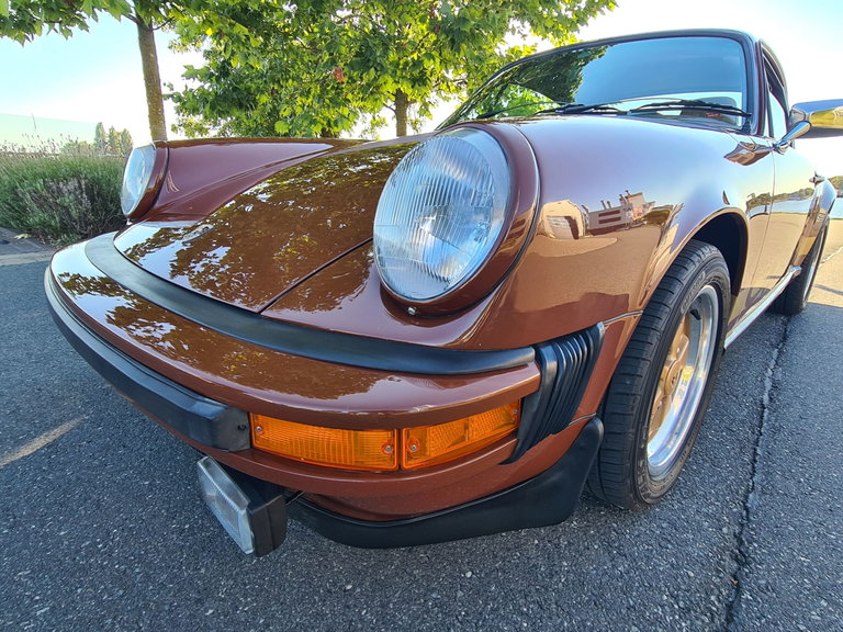 Porsche 911 Carrera (US)