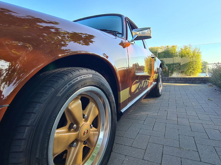 Porsche 911 Carrera (US)