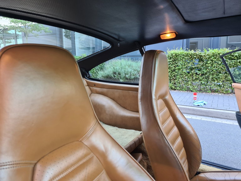 Porsche 911 Carrera (US)