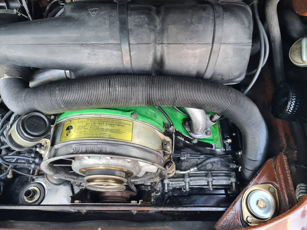 Porsche 911 Carrera (US)