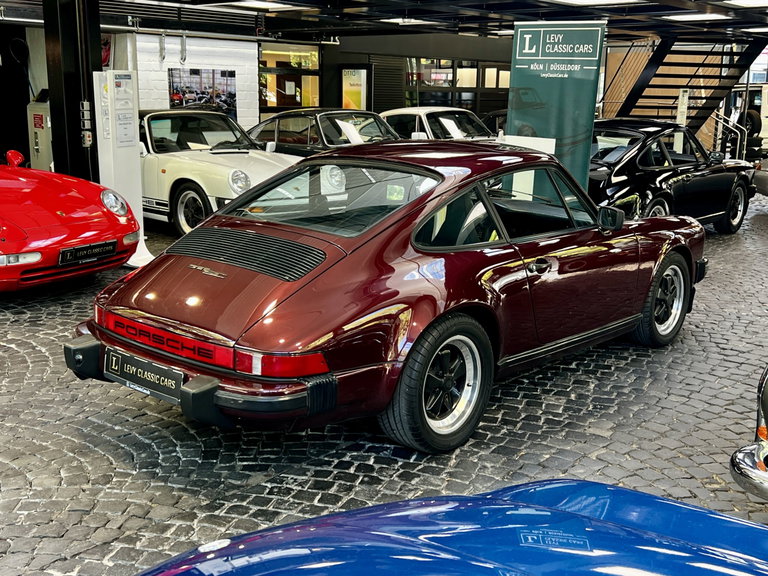 Porsche 911 SC