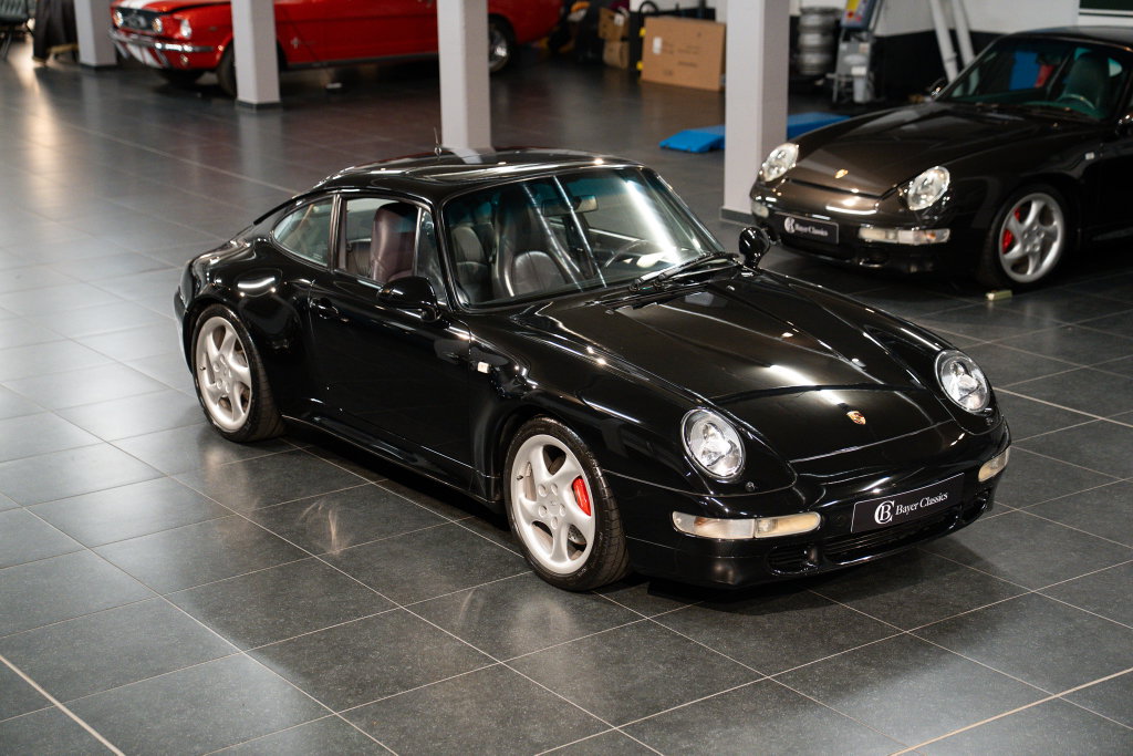 Porsche 993 Carrera 4S