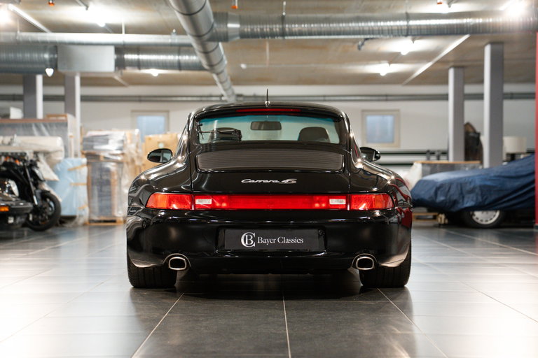 Porsche 993 Carrera 4S