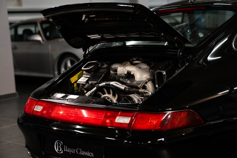 Porsche 993 Carrera 4S