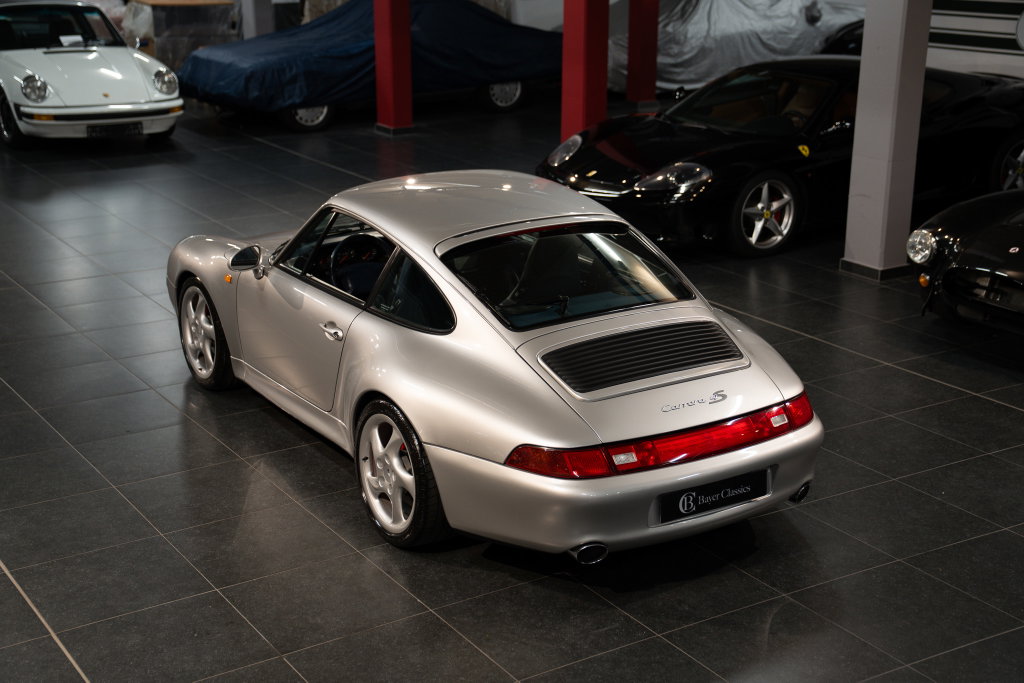Porsche 993 Carrera 4S