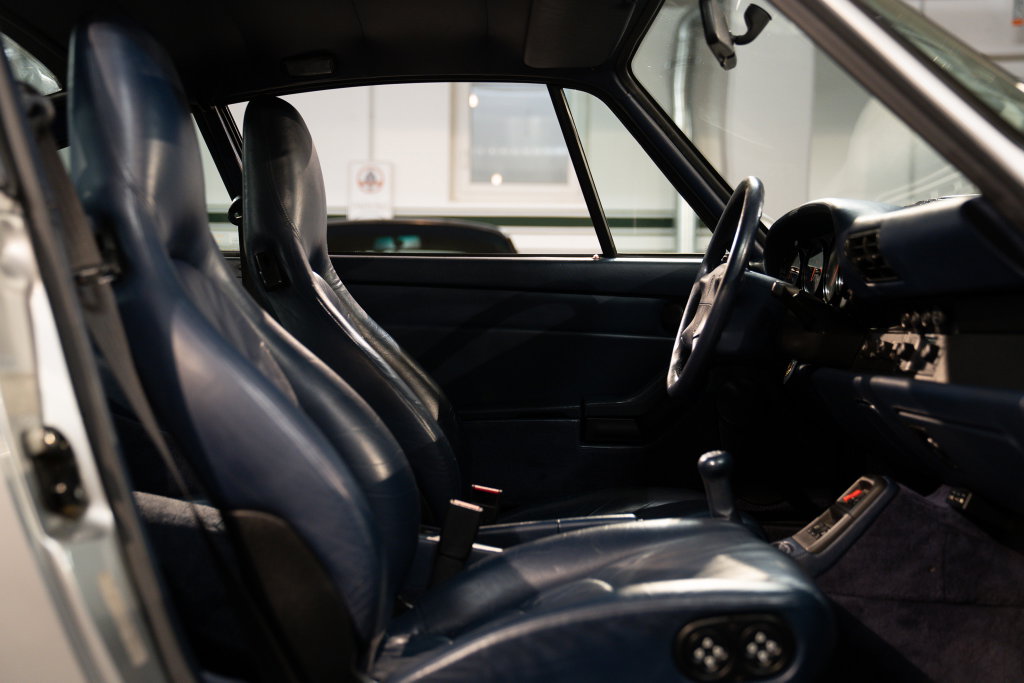 Porsche 993 Carrera 4S