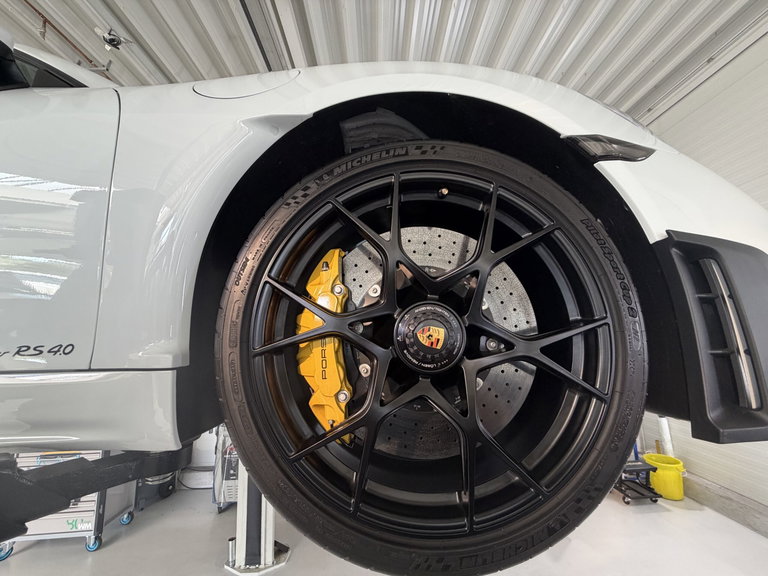 Porsche 718 Spyder RS