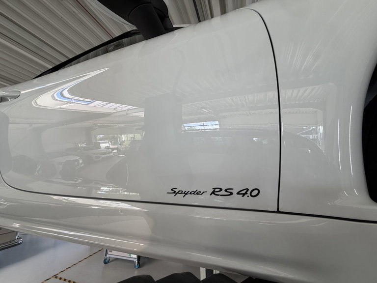 Porsche 718 Spyder RS