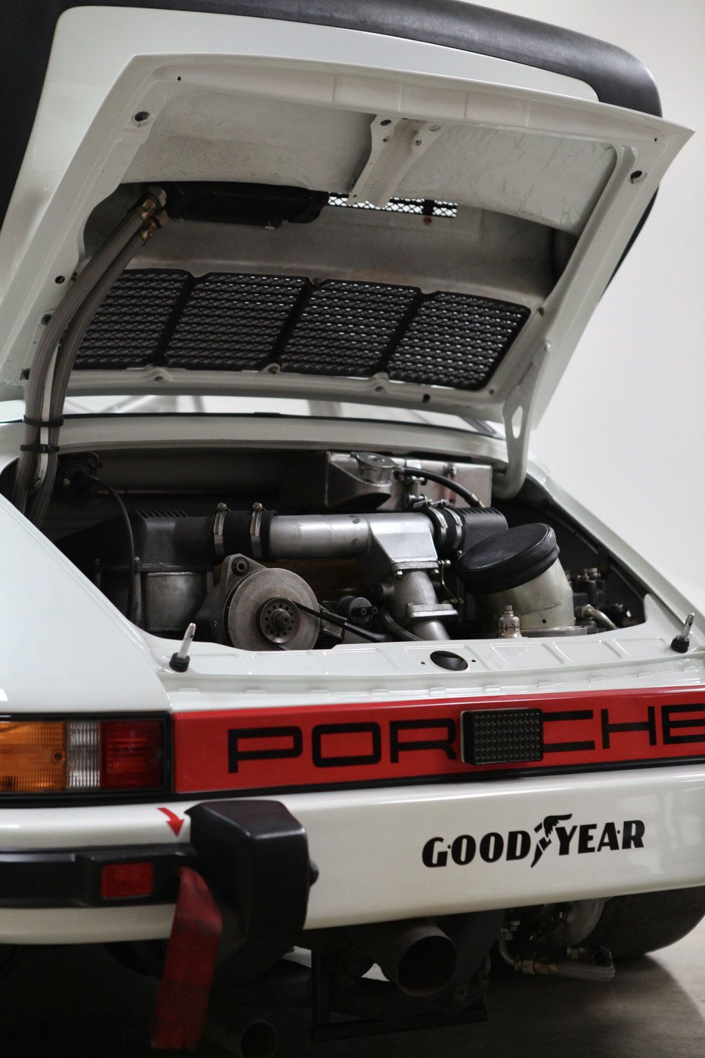 Porsche 934