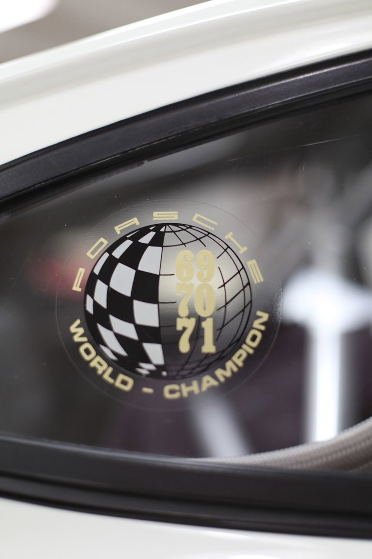 Porsche 934