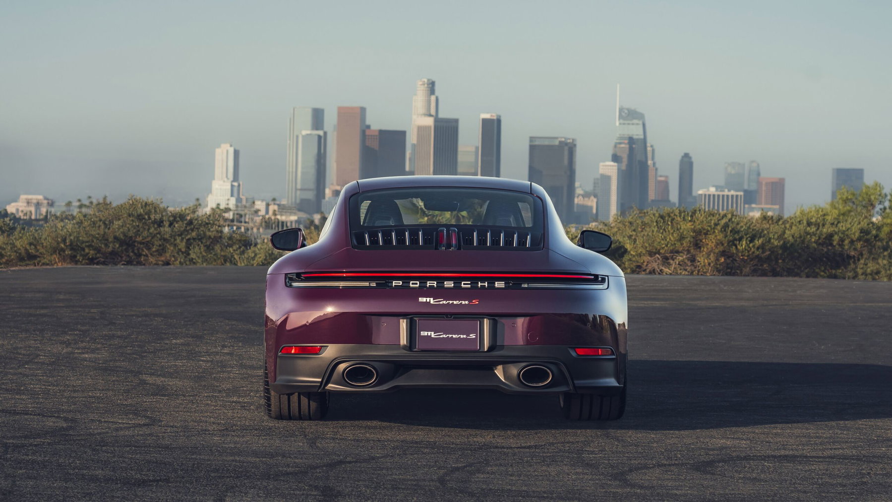 Porsche 911 Carrera S con paquete MT
Porsche 992.2 Carrera S con paquete MT
Heck