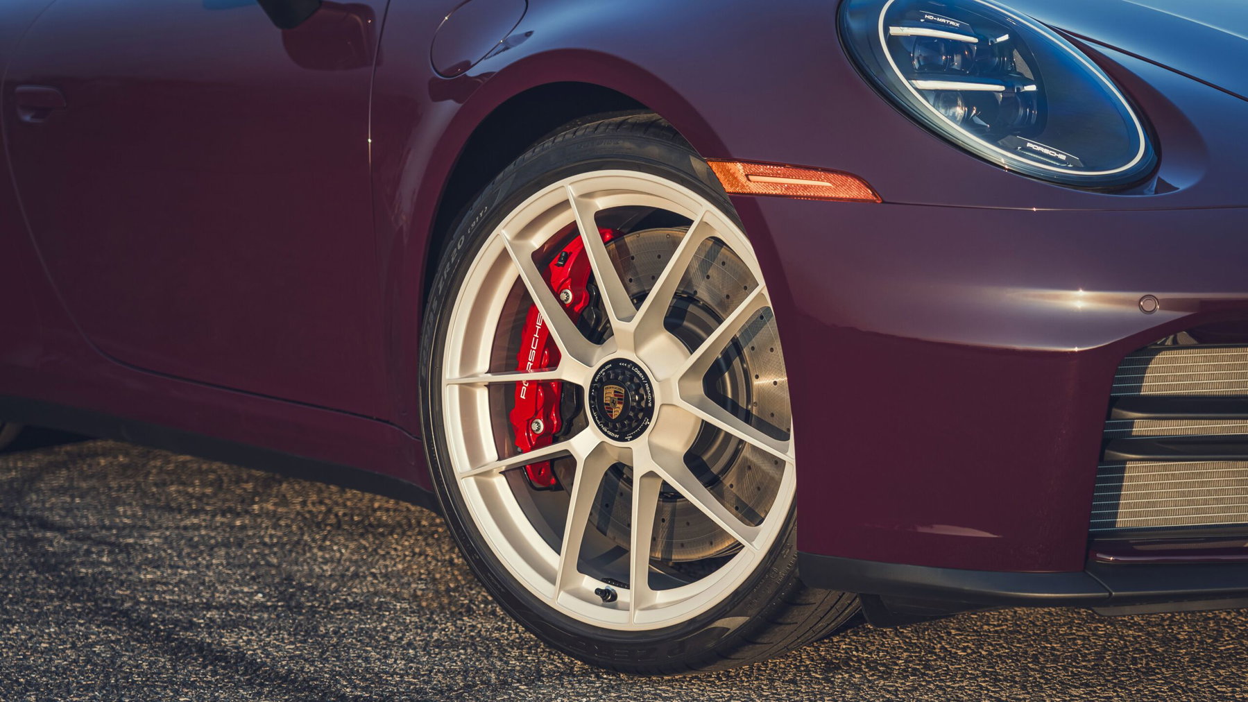 Porsche 911 Carrera S con paquete MT
Porsche 992.2 Carrera S con paquete MT
Rad