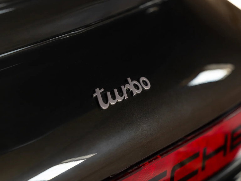 Porsche 911 Turbo 3.3