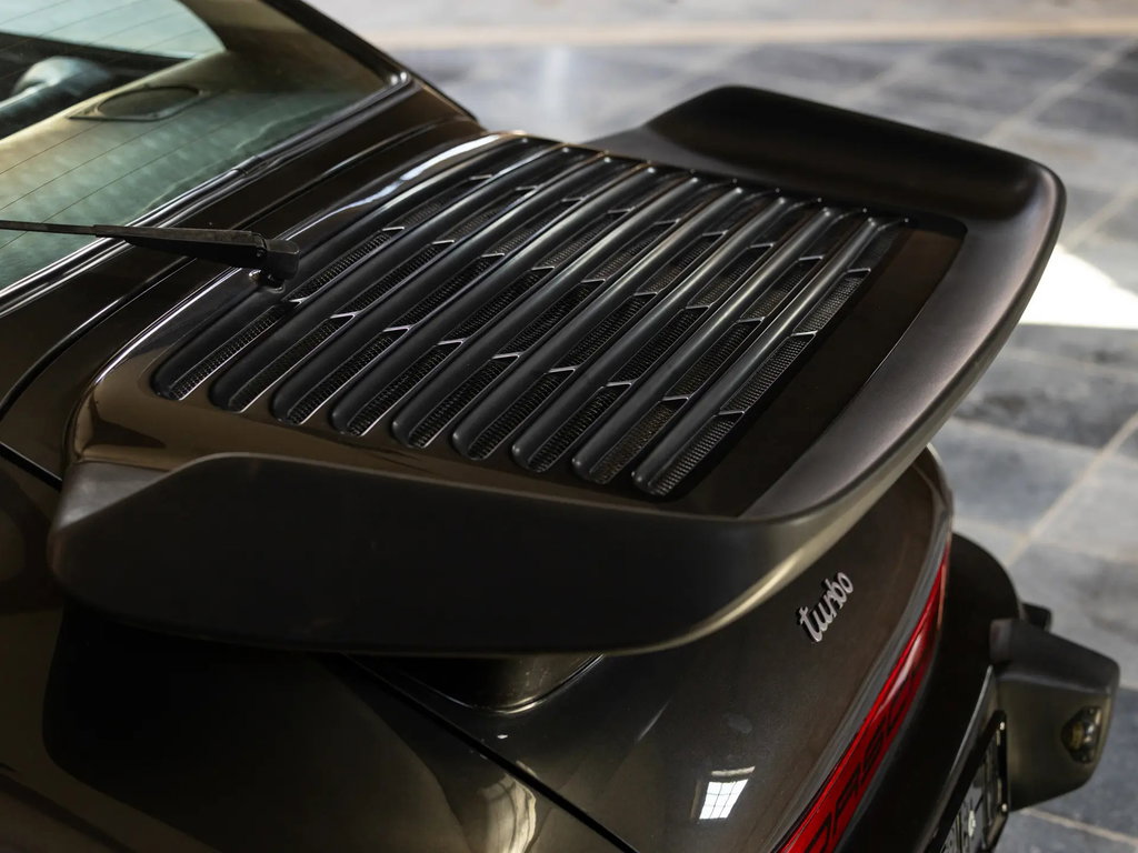 Porsche 911 Turbo 3.3