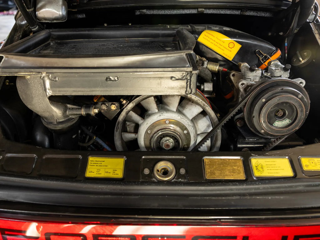 Porsche 911 Turbo 3.3