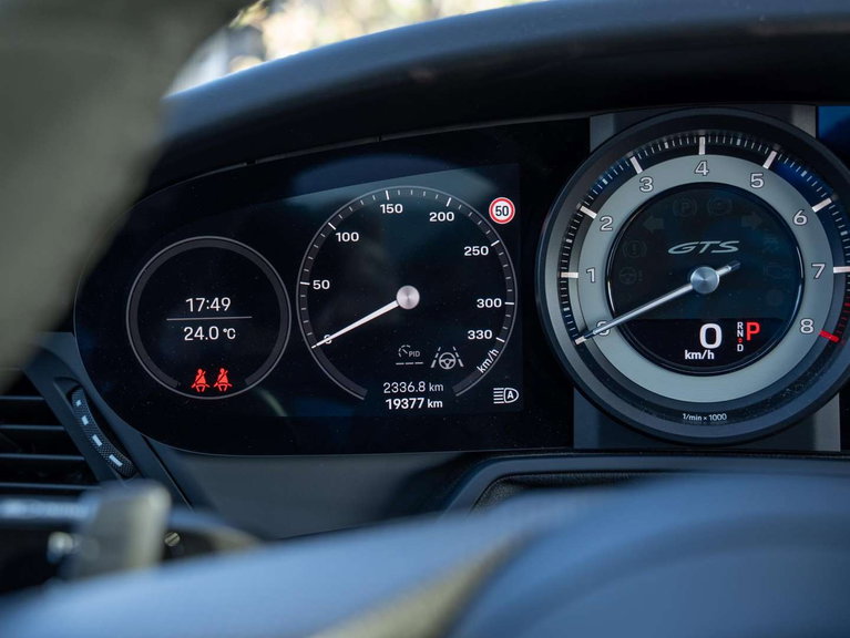Porsche 992 Carrera GTS