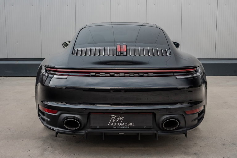 Porsche 992 Carrera 4S