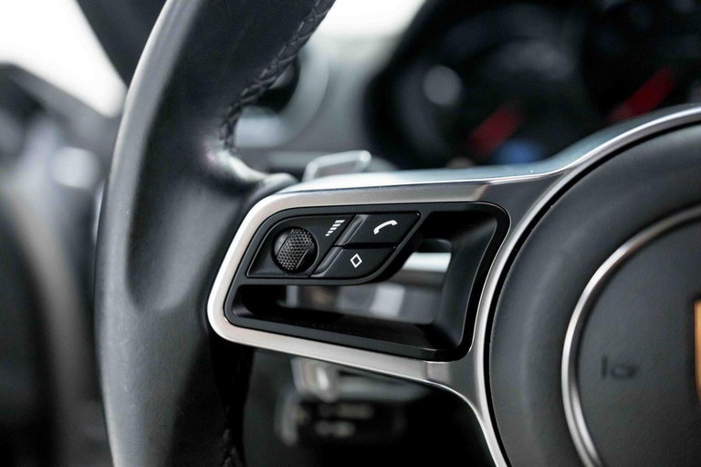 Porsche 718 Cayman