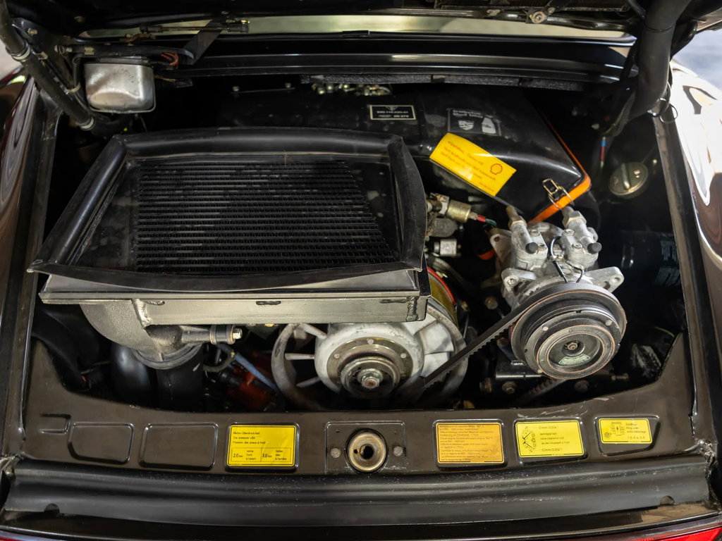 Porsche 911 Turbo 3.3