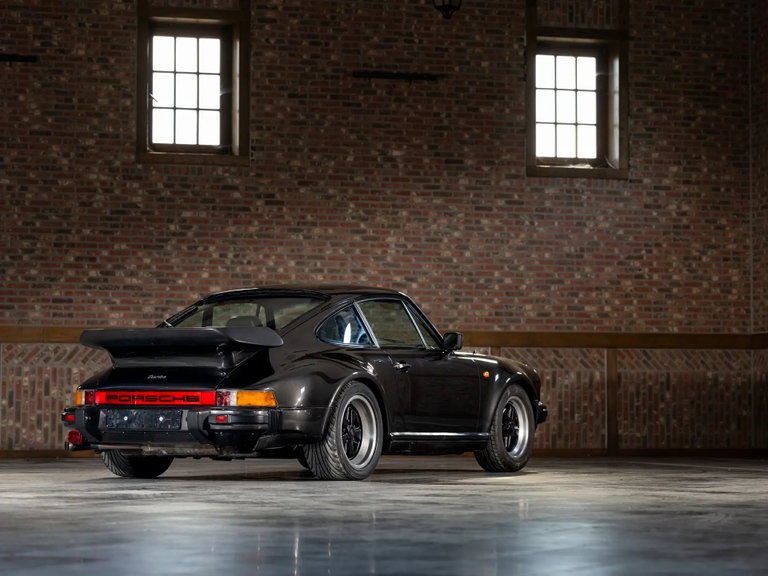 Porsche 911 Turbo 3.3
