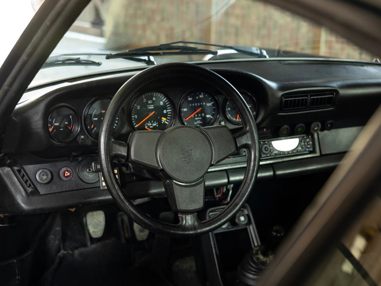Porsche 911 Turbo 3.3