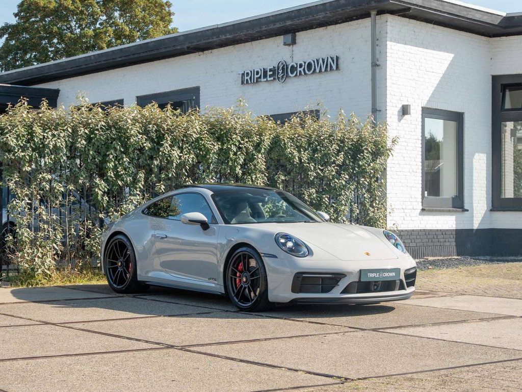 Porsche 992 Carrera GTS
