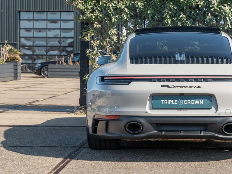 Porsche 992 Carrera GTS