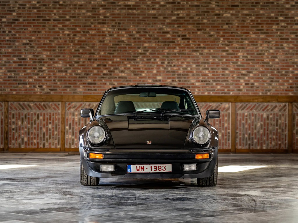 Porsche 911 Turbo 3.3