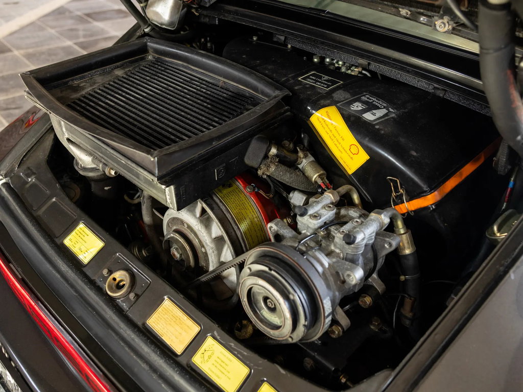 Porsche 911 Turbo 3.3